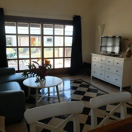 Luxury Marsala 度假居
